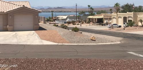 1500 Tamarack Dr, Lake Havasu City, AZ 86404-1868