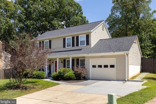 14277 Sonnette Ct, Woodbridge VA  22193-3423 exterior