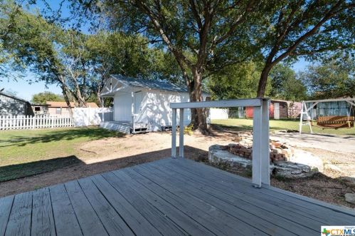 201 Avenue, Copperas Cove TX  76522-2156 exterior