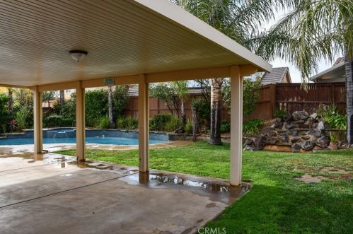 1265 Larkspur Ln, Beaumont CA  92223-2091 exterior