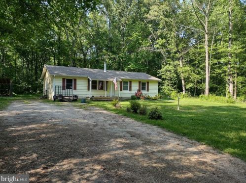 257 Denneys Rd, Dover DE  19904-4956 exterior
