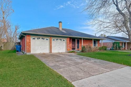 1015 Mcdugald Rd, Humble, TX 77338-8031