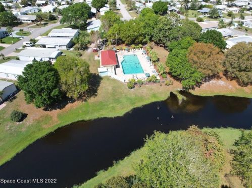 803 Vireo Dr, Sebastian FL  32976-7351 exterior