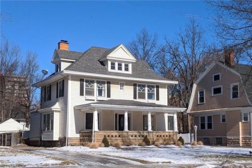 12576 Clifton Blvd, Cleveland, OH 44107-1526