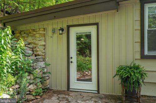 738 Forest Drive Ext, Richmond National Battlefiel VA  22835-5901 exterior