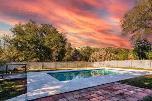 31623 6th St, Mount Plymouth, FL 32776-8500