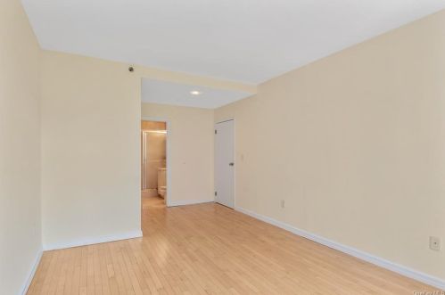 3625 Oxford Ave, Bronx, NY 10463-1719