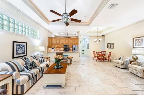 750 111th Ave, Naples, FL 34108-1828