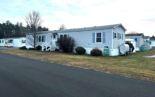54 Caddy Dr, Salem, NH 03079-1343