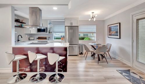 446 Normandy J, Delray Beach FL  33484-4874 exterior