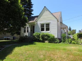 437 Percival St, Olympia WA  98502-5439 exterior
