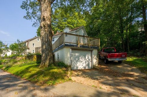 35 Market St, Putnam CT  06260-1719 exterior