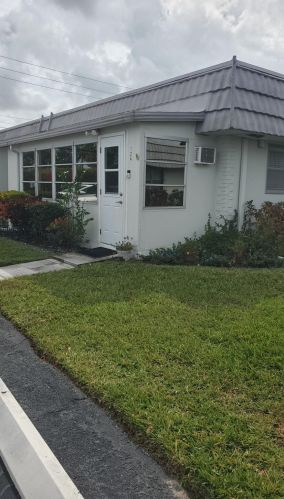 124 Valencia F, Delray Beach, FL 33446-2060