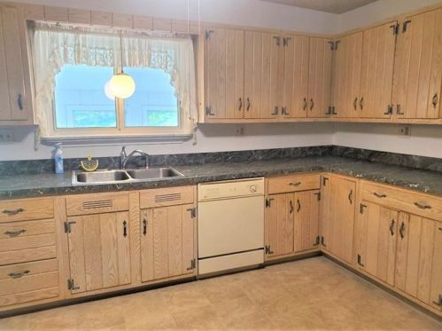 1917 Moravia St, New Castle PA  16101-5609 exterior