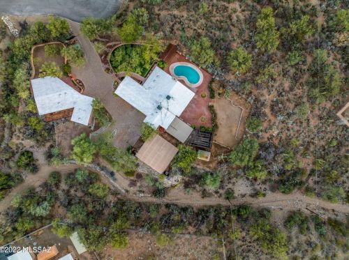 140 Montecello Ct, Tucson AZ exterior