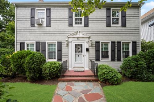 655 Pleasant Valley Pkwy, Providence, RI 02908-4214