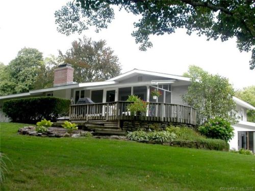 43 Sharon Rd, Bloomfield, CT 06002-1644
