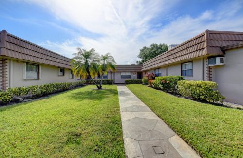359 Seville O, Delray Beach, FL 33446-2150