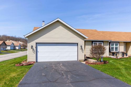2025 Poppy Ct, Mishawaka, IN 46544-6759