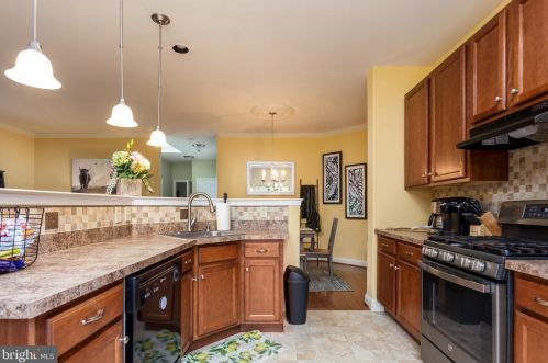 56 Green View Dr, Pottstown PA  19464-7501 exterior