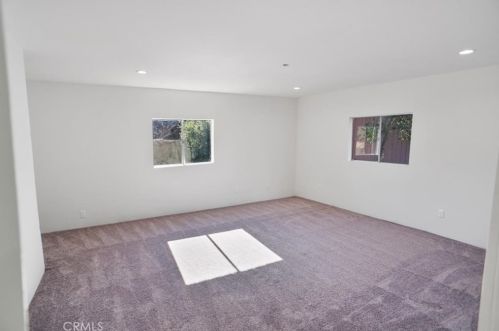 30009 Hunstock St, Santa Clarita CA  91384-2456 exterior