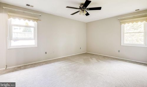 8807 Strause Ct, Springfield VA 22153-1235 exterior