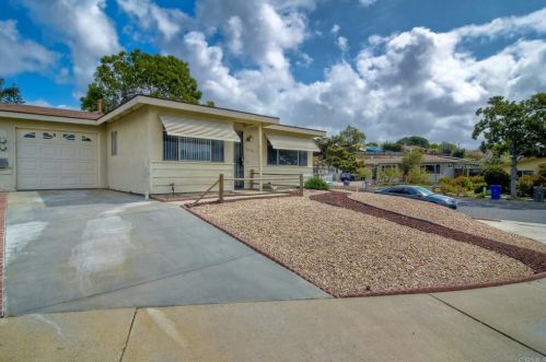 3574 Mira Pacific Dr, Oceanside, CA 92056-3909
