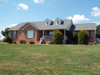 1353 Tomahawk Dr, Maryville, TN 37803-0800