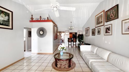 4770 Arthur St, West Palm Beach, FL 33418-5738