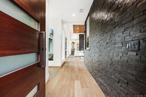 1500 Gamble Ln, Escondido CA  92029-4321 exterior