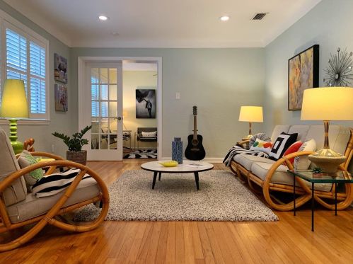 1525 26th Ave, Saint Petersburg, FL 33704-2637