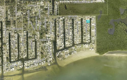 2320 Banana St, Saint James City, FL 33956-2072