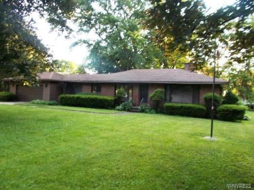 15200 Armes Ct, Gowanda, NY 14070-9750