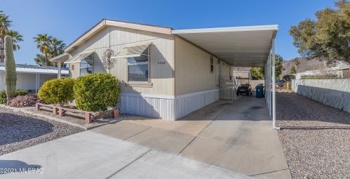 5440 Flying W St, Tucson, AZ 85713-4425