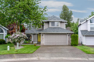 27552 140th Ave, Kent, WA 98042-9026