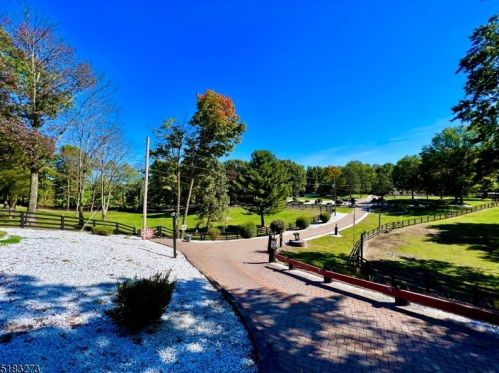 37 Haggerty Rd, Wantage, NJ 07461-2709