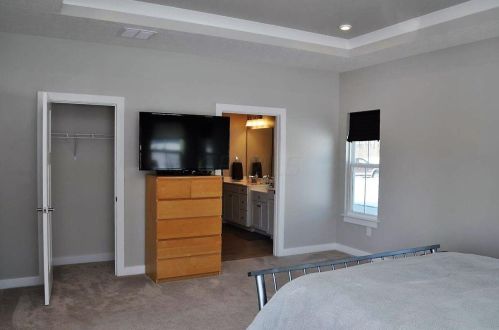 1702 Keela Dr, Pataskala OH  43062-7121 exterior