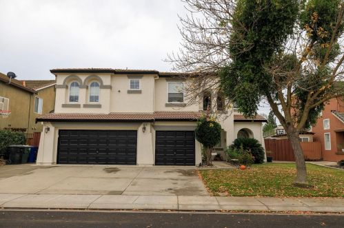 2012 Dayton Ave, Modesto, CA 95356-8413