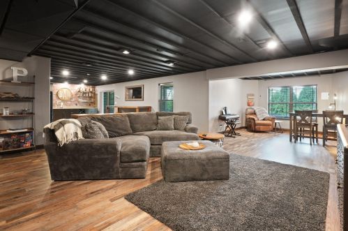 8793 84th St, Kenosha WI  53158-1337 exterior