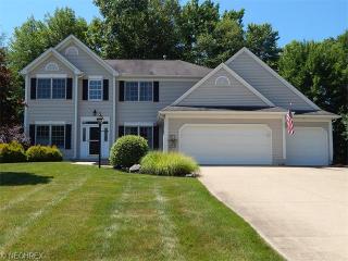 3600 Turnberry Dr, Medina, OH 44256-6827