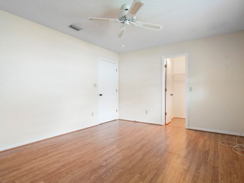 859 4 Ln, Vero Beach FL 32962-1656 exterior