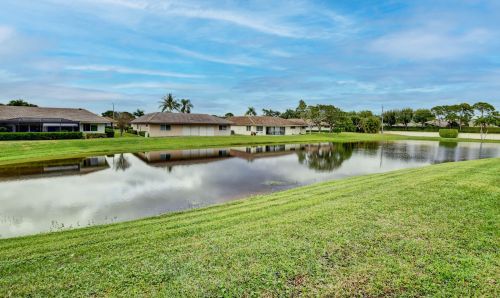10393 Vereda Cir, Boynton Beach, FL 33436-4435