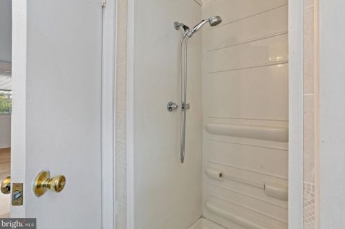 44 Middleton Ln, Willingboro NJ  08046-3148 exterior