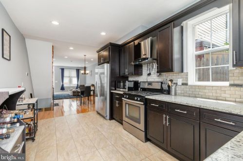 2426 Hicks St, Philadelphia PA  19145-4405 exterior