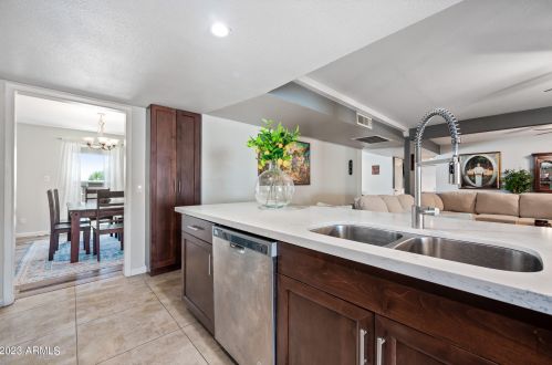 13229 8th Ave, Phoenix AZ  85029-1808 exterior