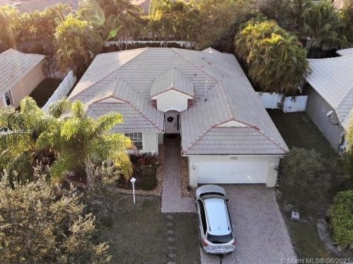 1852 140th Ter, Hollywood, FL 33028-2845