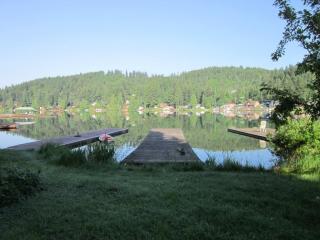 1429 Smt Lk Shr Rd, Olympia WA  98502-9455 exterior