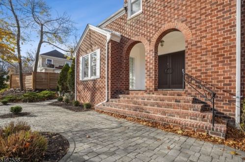 295 End Rd, South Orange, NJ 07079-1445