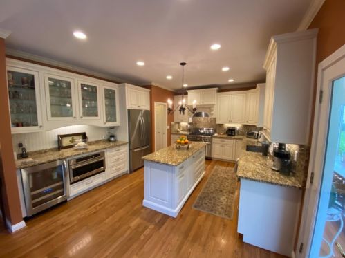 1410 Elm Ln, Terrace Park, OH 45174-1070