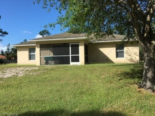 816 Henry Ave, Lehigh Acres, FL 33972-8101